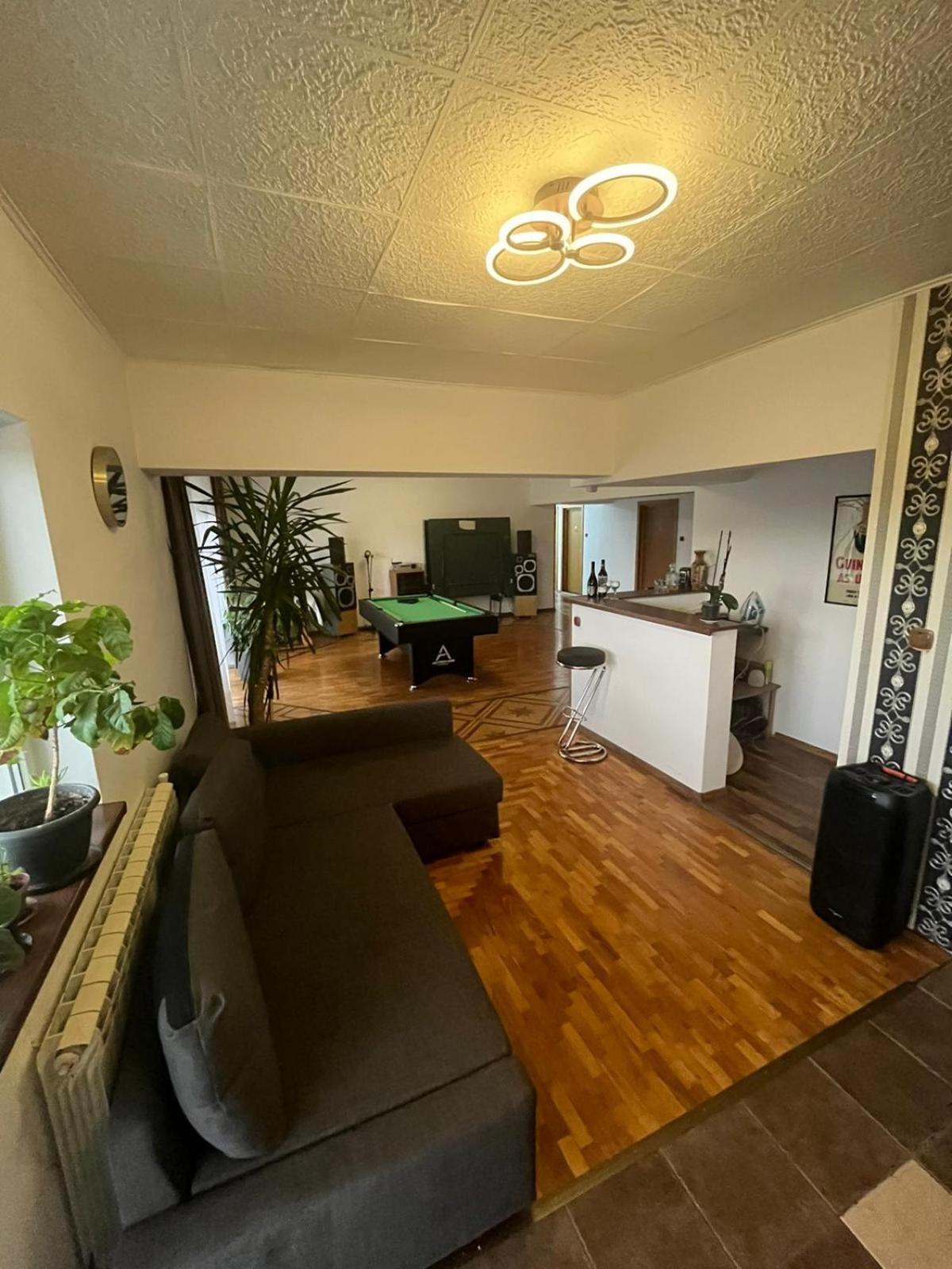 5 Bedrooms Luxury Apartment Villa Bukurešť Exteriér fotografie