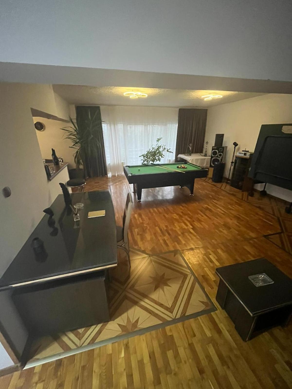 5 Bedrooms Luxury Apartment Villa Bukurešť Exteriér fotografie